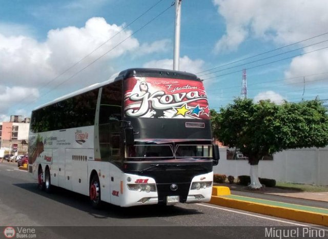 Ejecutivos Kova 031 por Pablo Acevedo