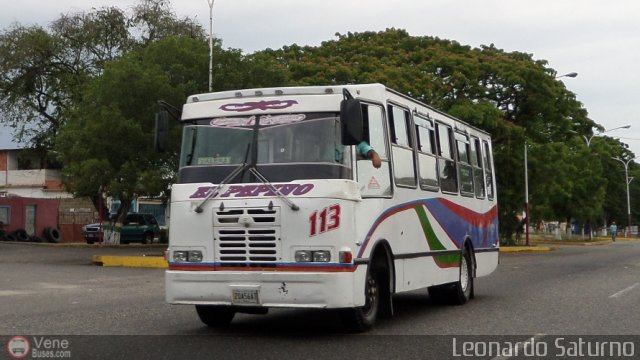 A.C. L�nea Sucre 113 por Leonardo Saturno