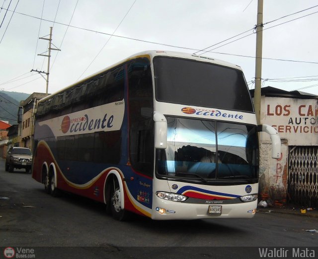 Expresos Occidente 385 por Waldir Mata