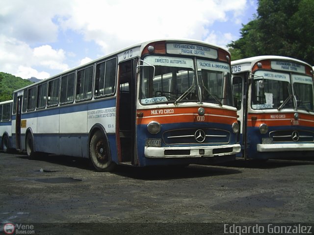 DC - Autobuses de Antimano 010 por Edgardo Gonz�lez