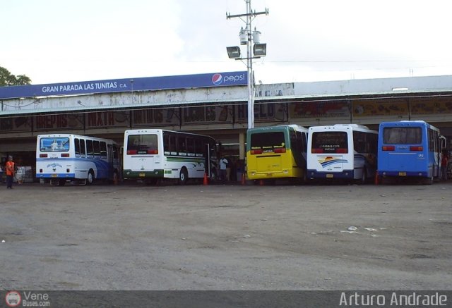 Garajes Paradas y Terminales Nirgua por Arturo Andrade