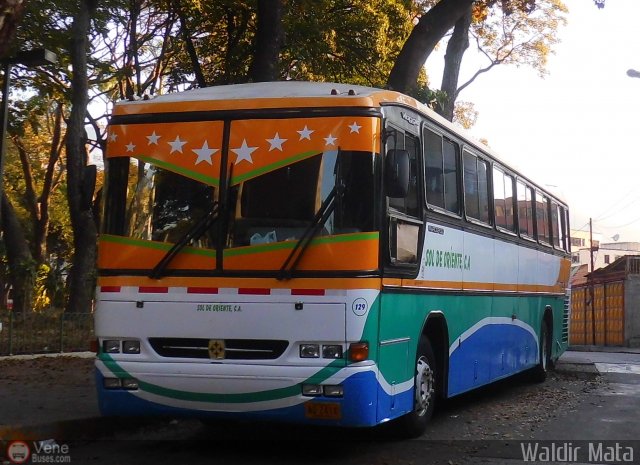 Colectivos Sol de Oriente 129 por Waldir Mata