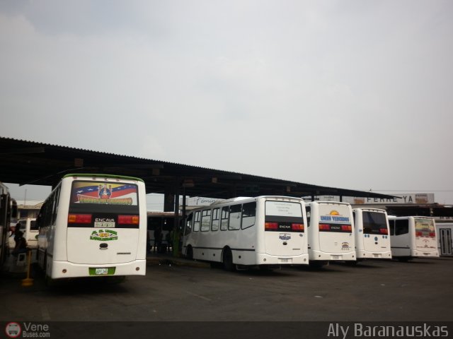 Garajes Paradas y Terminales San Diego por Aly Baranauskas