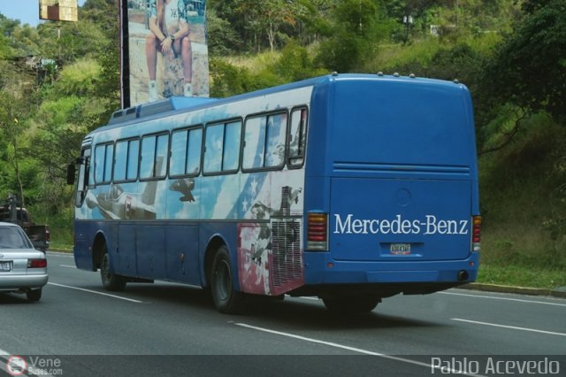 Cruceros Oriente Sur 999 por Pablo Acevedo