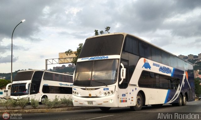 Expresos M�rida 0079 por Alvin Rond�n