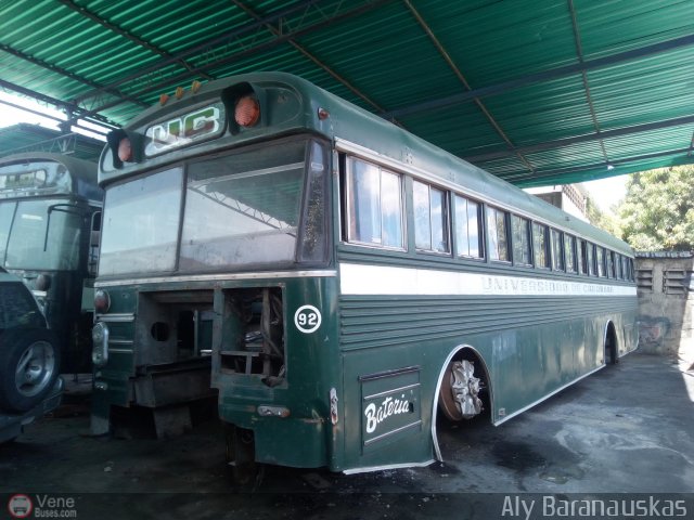 En Chiveras Abandonados Recuperaci�n 092 por Aly Baranauskas