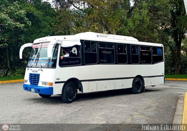 Expresos Mocot�es 11 por Johan Albornoz