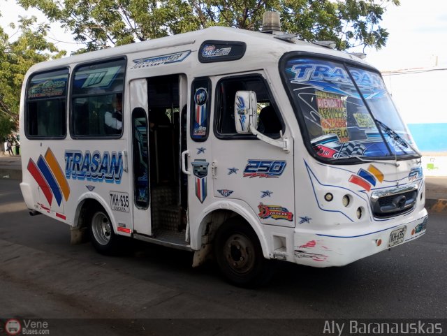 Transporte Trasan 250 por Aly Baranauskas