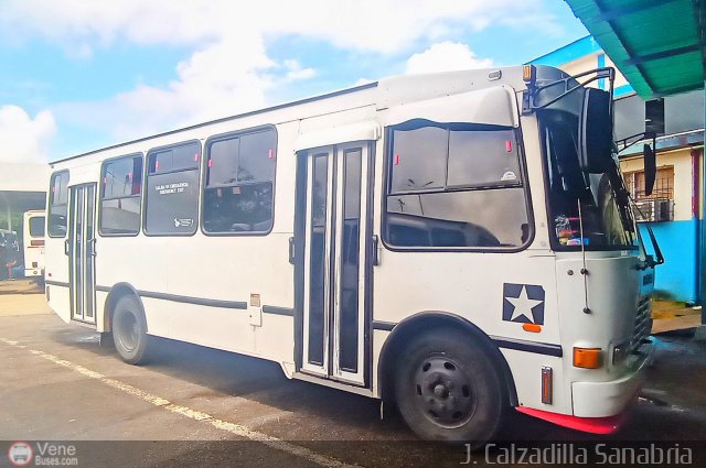 Expresos Gu�charo 17 por Jos�as Calzadilla