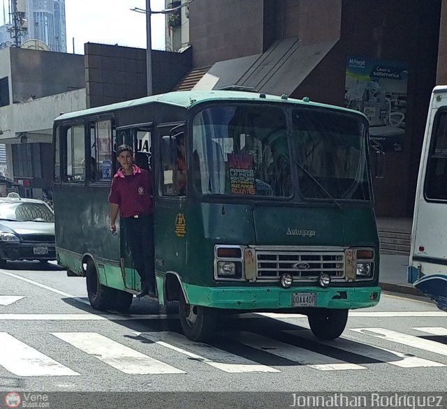 A.C. L�nea R�o Cristal 037 por Jonnathan Rodr�guez