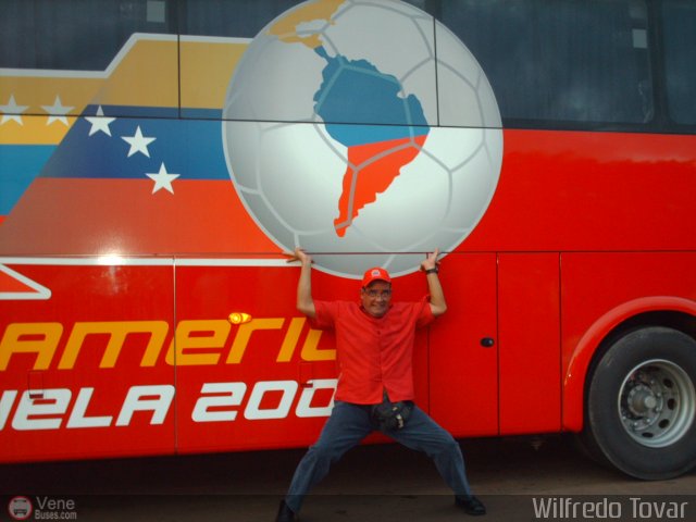 Profesionales del Transporte de Pasajeros Wilfredo Tovar por Alfredo Montes de Oca