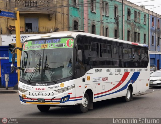Transportes Hu�scar S.A. 2207 por Leonardo Saturno