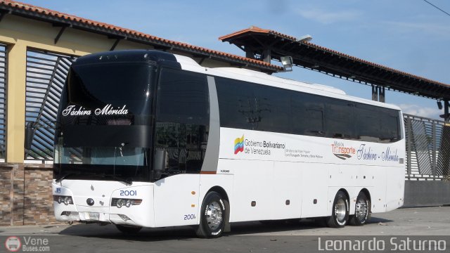 A.C. Mixta de Transporte T�chira M�rida R.L. 2001 por Leonardo Saturno