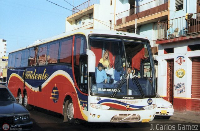 Expresos Occidente 155 por J. Carlos G�mez