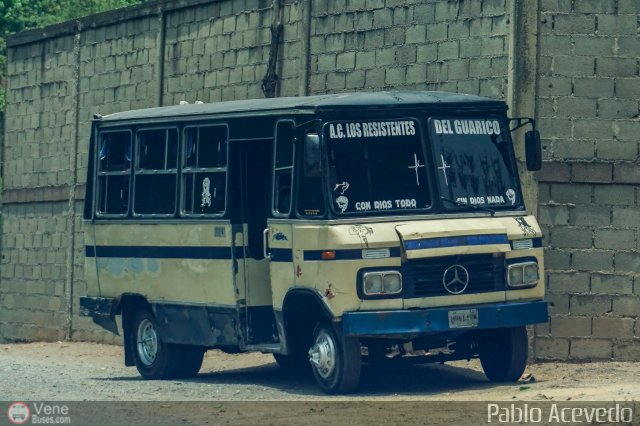 Particular o Desconocido Villa por Pablo Acevedo