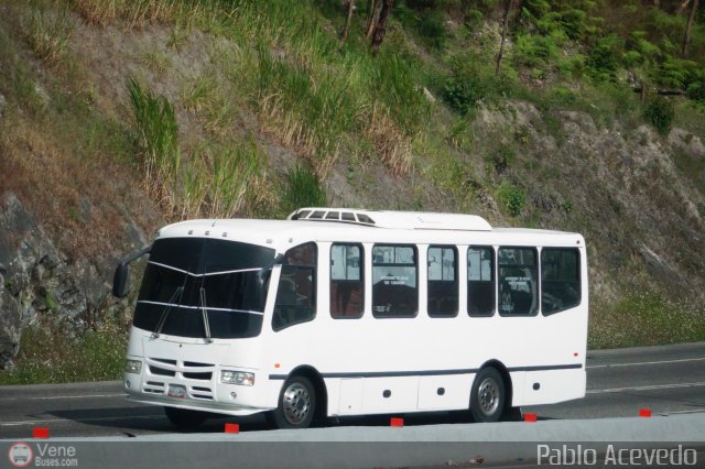 Particular o Desconocido Miranda por Pablo Acevedo