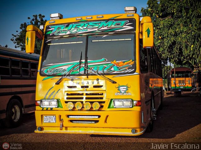 Transporte de Personal Urdaneta 01 por Numiskar Escalona