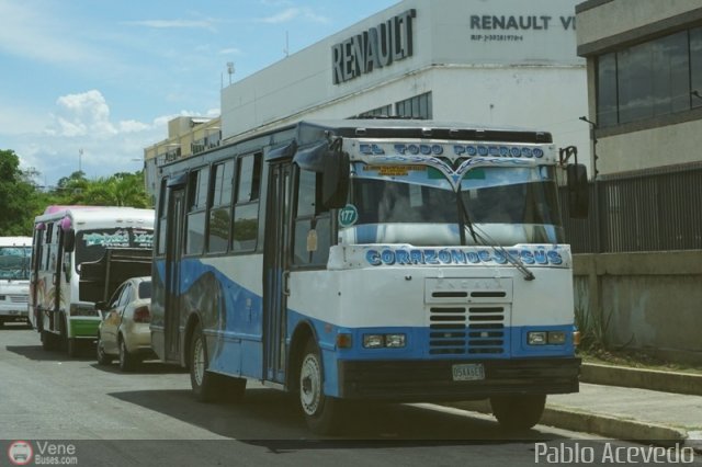 CA - Uni�n Vivienda Popular Los Guayos 177 por Pablo Acevedo