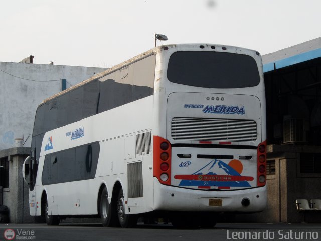 Expresos M�rida 0027 por Leonardo Saturno