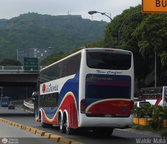 Expresos Occidente 385 por Waldir Mata