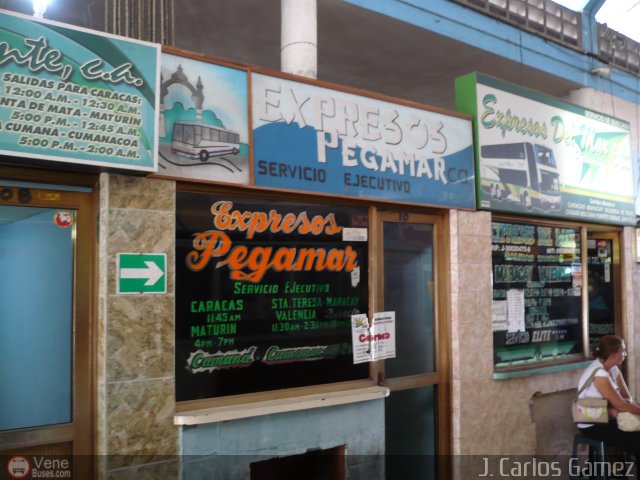 Garajes Paradas y Terminales Puerto La Cruz por J. Carlos G�mez