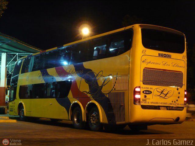 Expresos Los Llanos 102 por J. Carlos G�mez