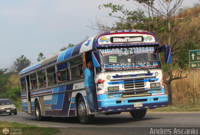 Cooperativa Carlos Arvelo 48 por Andr�s Ascanio