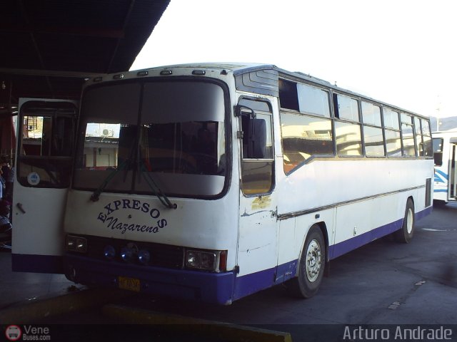 Expresos El Nazareno por Arturo Andrade