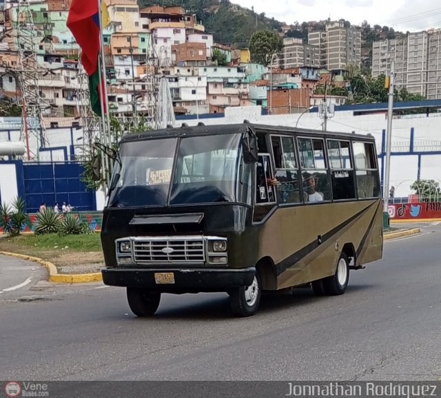 DC - A.C. de Transp. La Reina De Ciudad Tiuna 161 por Jonnathan Rodr�guez