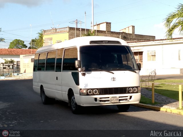Car Ber 20 por Alex Garc�a