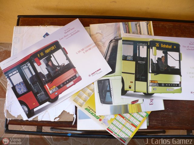 Cat�logos Folletos y Revistas  por J. Carlos G�mez