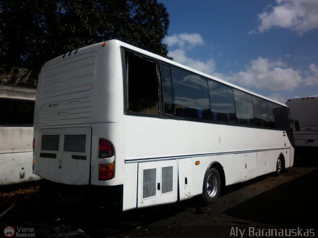 En Chiveras Abandonados Recuperaci�n 200 por Aly Baranauskas