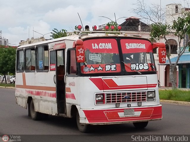 ZU - U.C. Barrio La Polar 811 por Sebasti�n Mercado