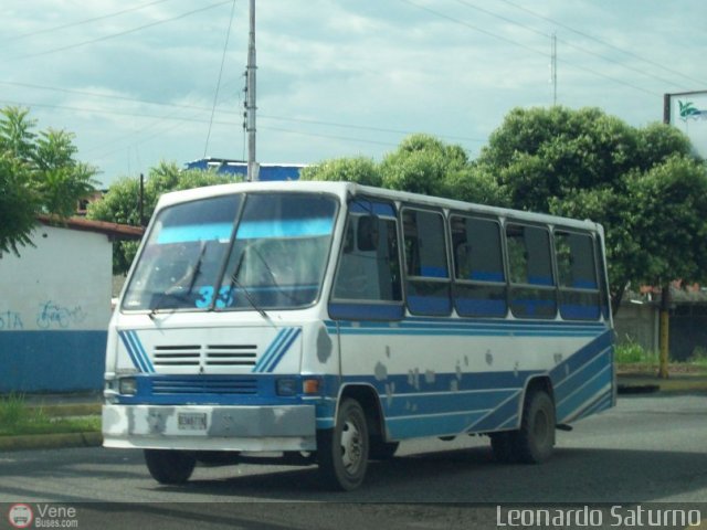 ME - L�nea Venezuela 33 por Leonardo Saturno