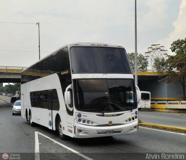 Particular o Desconocido AR-999 por Alvin Rond�n