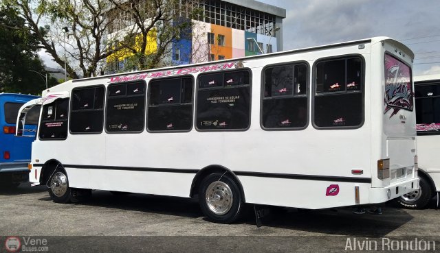 DC - Asociacin Repblica 005 por Alvin Rondn