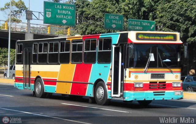 Cooperativa Canaima 18 por Waldir Mata