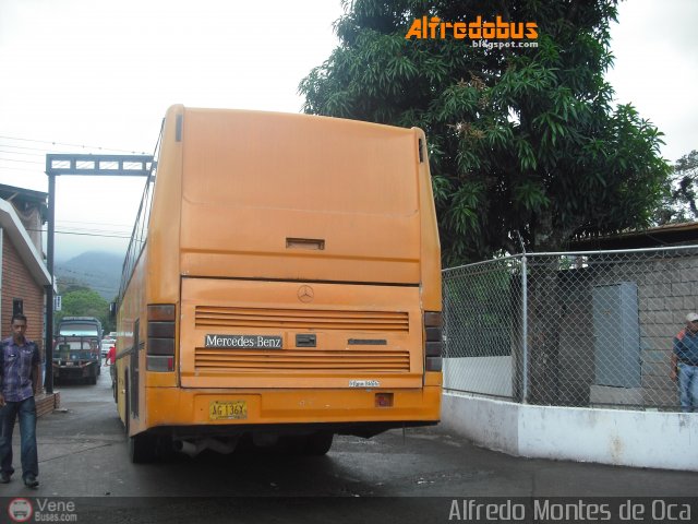 Expresos Delicias 38 por Alfredo Montes de Oca