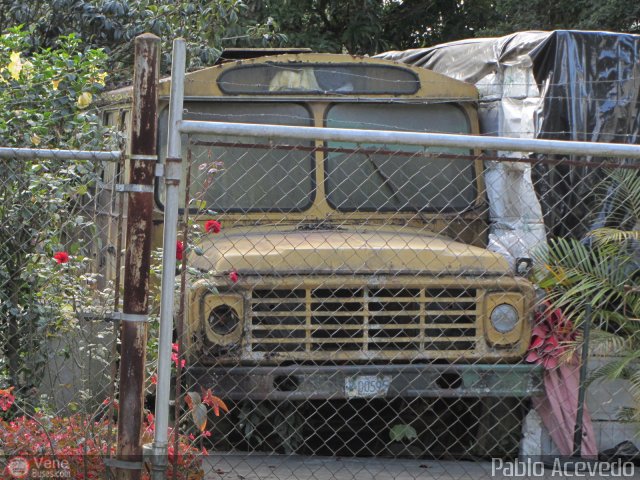 En Chiveras Abandonados Recuperaci�n  por Pablo Acevedo