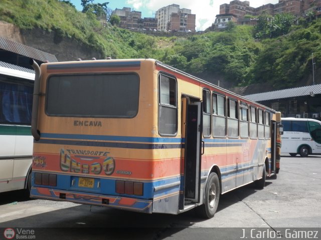 Transporte Unido 048 por J. Carlos G�mez