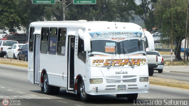 ME - L�nea La Otra Banda 07 por Leonardo Saturno