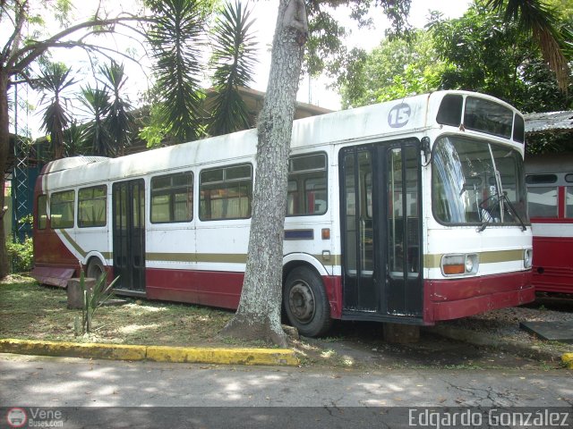 En Chiveras Abandonados Recuperaci�n 15 por Edgardo Gonz�lez