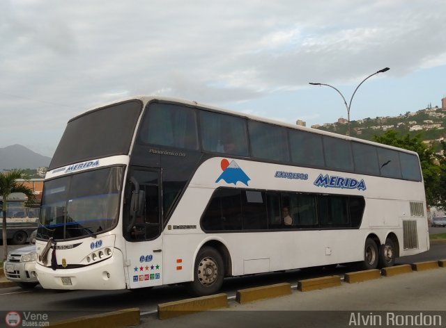 Expresos M�rida 0049 por Alvin Rond�n