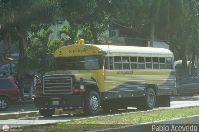 Particular o Desconocido 21 por Pablo Acevedo