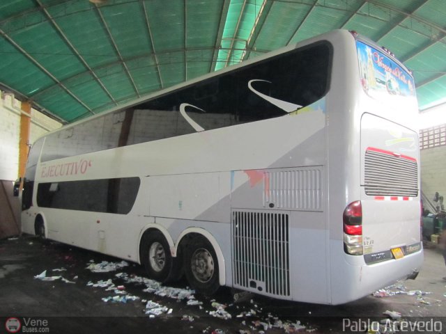 Ejecutivos Kova 015 por Pablo Acevedo