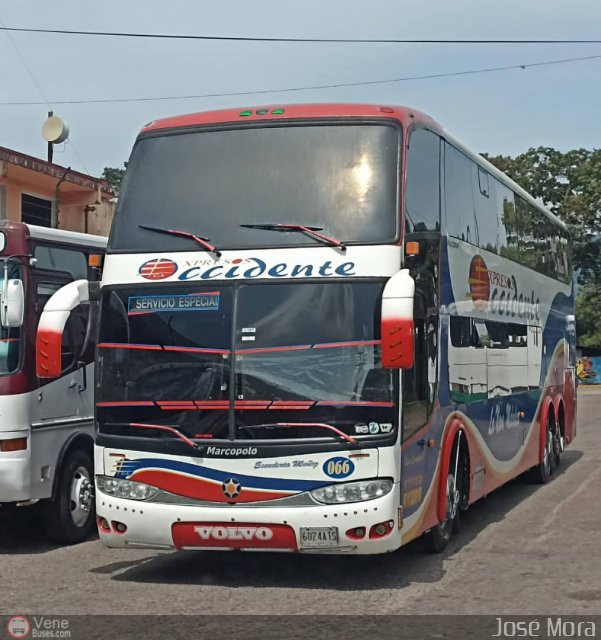 Expresos Occidente 066 por Jos� Mora