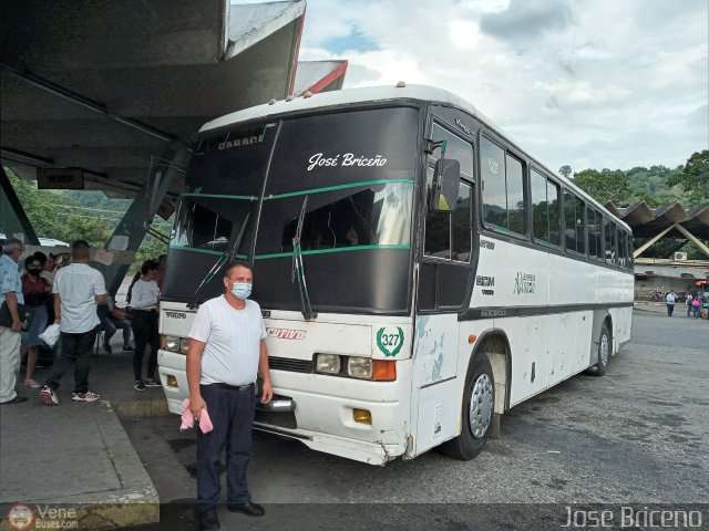 Profesionales del Transporte de Pasajeros 327  por Jos� Brice�o