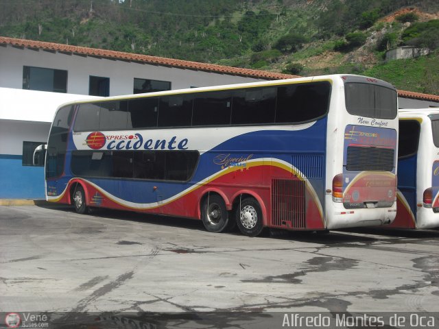 Expresos Occidente 153 por Alfredo Montes de Oca