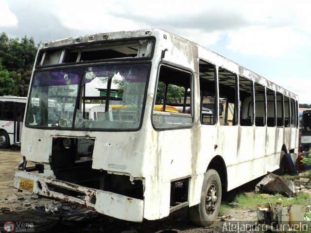 En Chiveras Abandonados Recuperaci�n AC0006 por Alejandro Curvelo