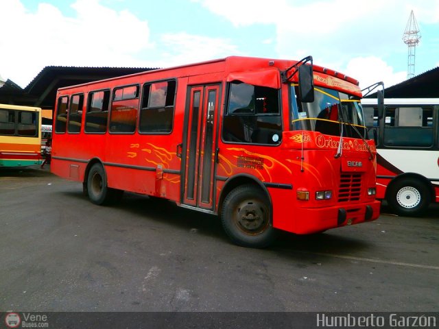 U.C. La Responsable S.C. 025 por Humberto Garzn